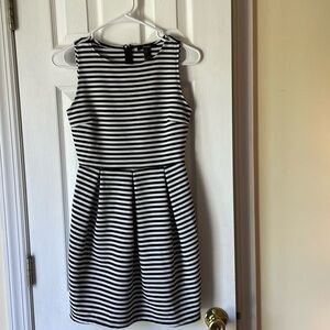 Ladies Sleeveless Dress , Forever 21